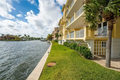 7 Royal Palm Pointe Vero Beach FL 32960