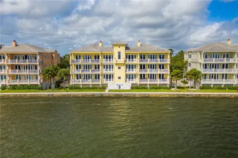 7 Royal Palm Pointe Vero Beach FL 32960