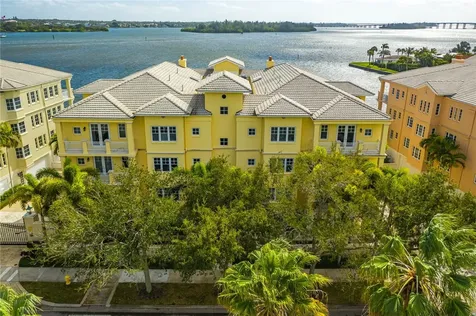 7 Royal Palm Pointe Vero Beach FL 32960