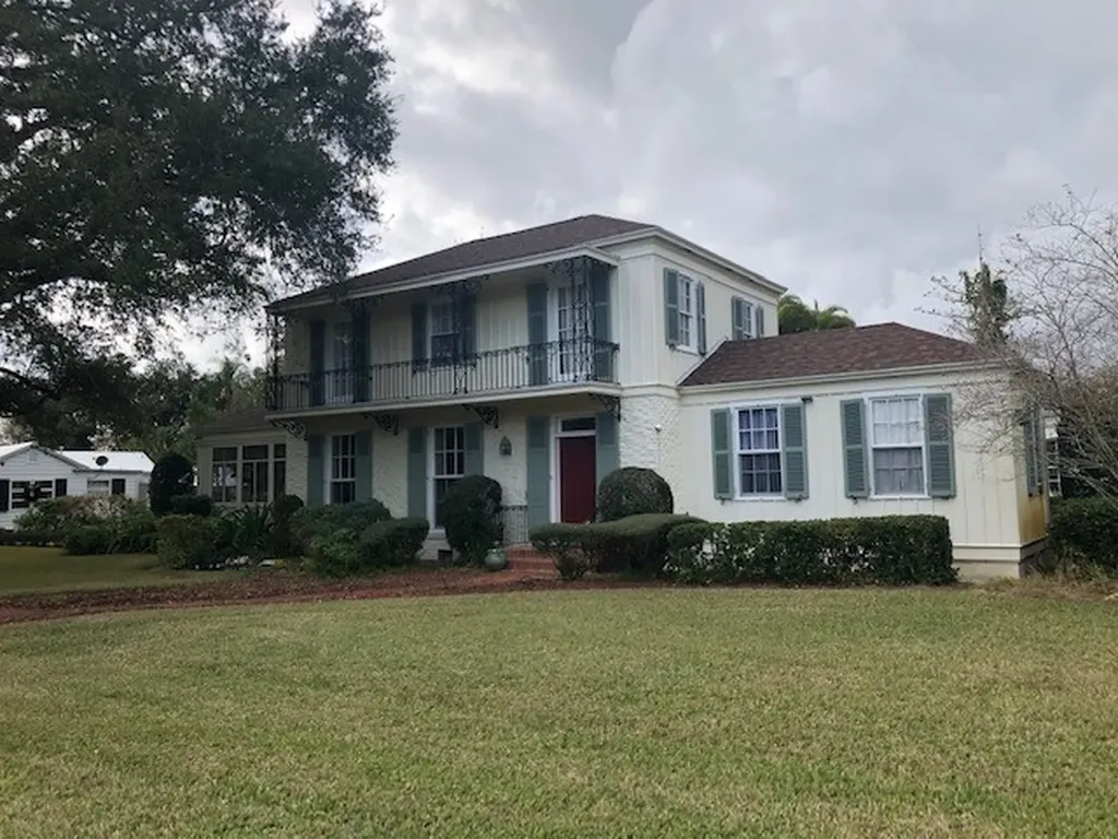 2021 Cordova Avenue Vero Beach FL 32960