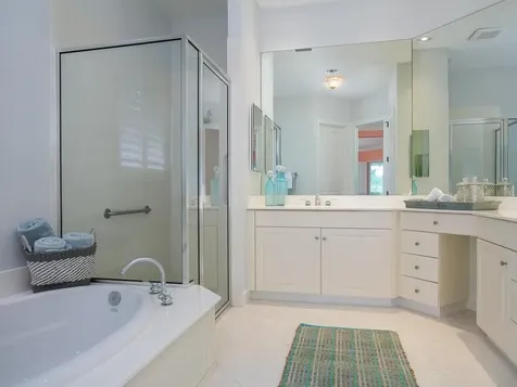 9230 Autumn Court Vero Beach FL 32963