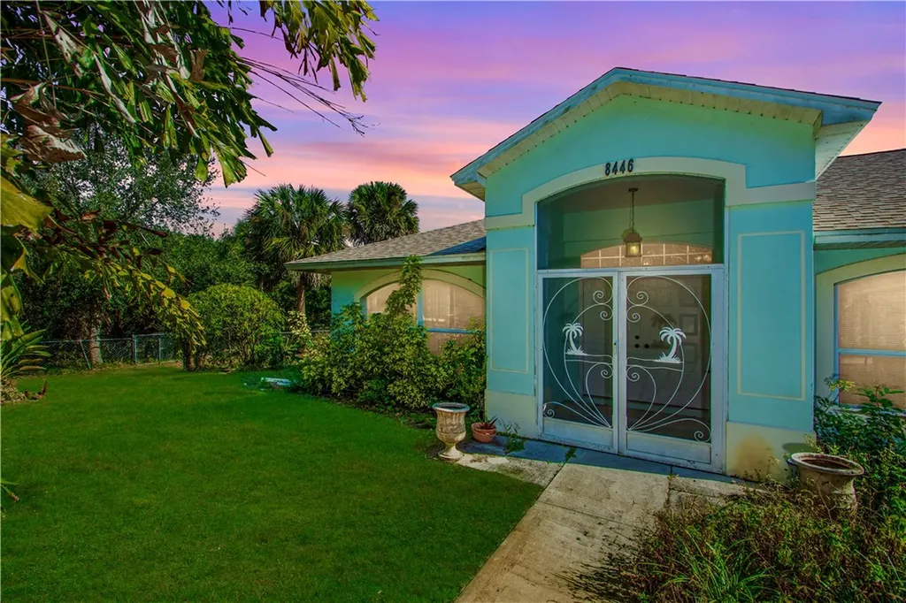 8446 99th Avenue Vero Beach FL 32967