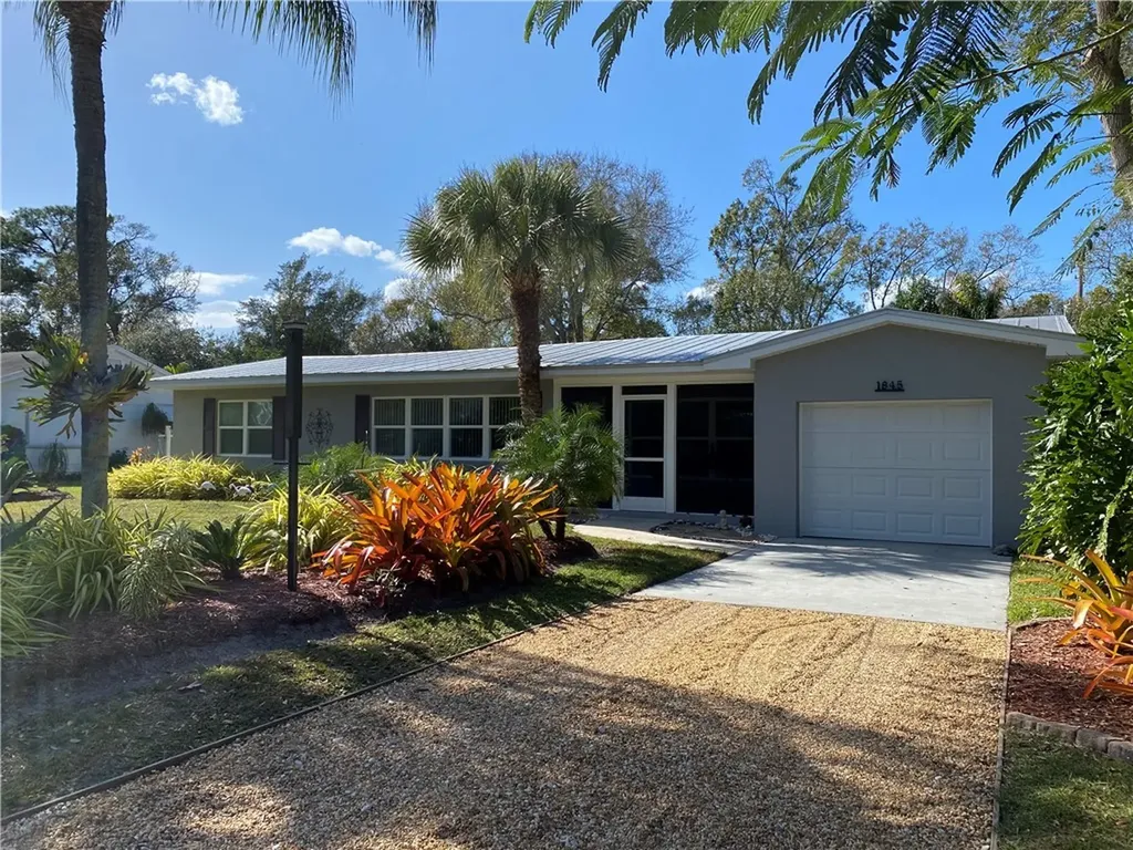 1845 24th Avenue Vero Beach FL 32960