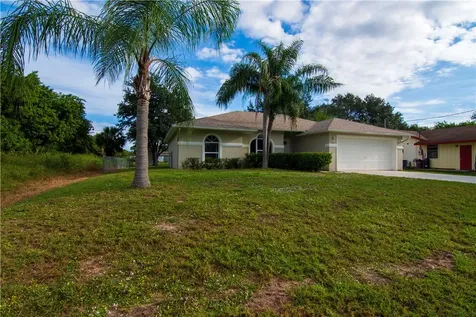 967 SW Aurelia Avenue Port St. Lucie FL 34953