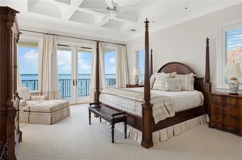 365 Riverway Court Vero Beach FL 32963
