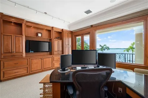365 Riverway Court Vero Beach FL 32963