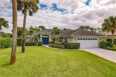 1220 43rd Court SW Vero Beach FL 32968
