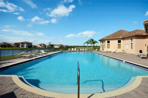 1817 Berkshire Circle SW Vero Beach FL 32968