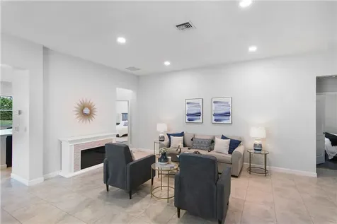 1817 Berkshire Circle SW Vero Beach FL 32968
