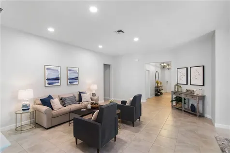 1817 Berkshire Circle SW Vero Beach FL 32968