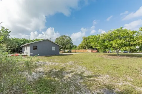 476 6th Avenue SW Vero Beach FL 32962