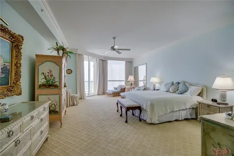 300 Beachview Drive Indian River Shores FL 32963