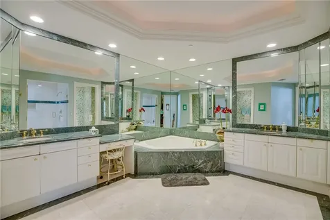300 Beachview Drive Indian River Shores FL 32963