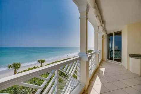 300 Beachview Drive Indian River Shores FL 32963