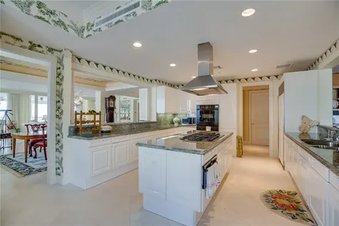 300 Beachview Drive Indian River Shores FL 32963