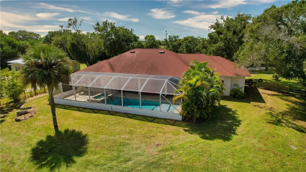 1020 66th Avenue Vero Beach FL 32966