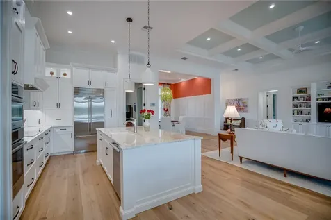 6485 Frances Manor Vero Beach FL 32967