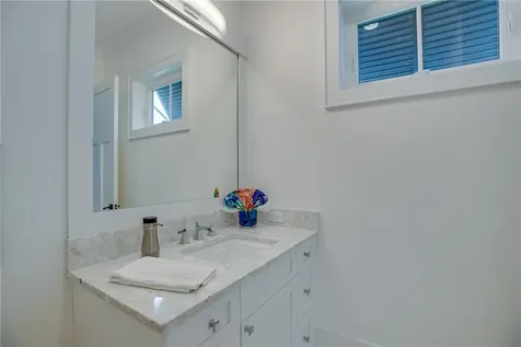 6485 Frances Manor Vero Beach FL 32967