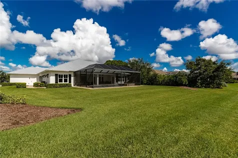 6485 Frances Manor Vero Beach FL 32967