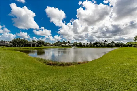 6485 Frances Manor Vero Beach FL 32967