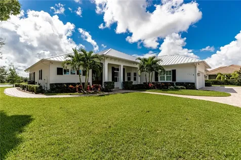 6485 Frances Manor Vero Beach FL 32967