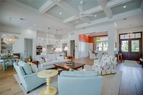 6485 Frances Manor Vero Beach FL 32967