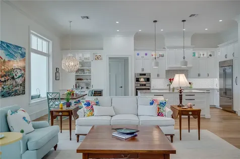 6485 Frances Manor Vero Beach FL 32967