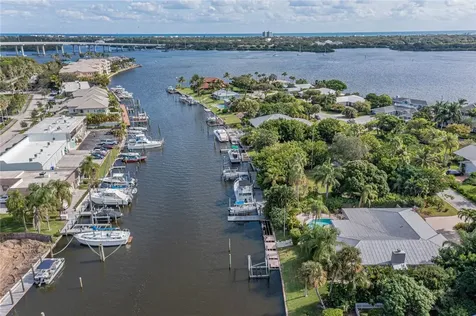 12 Sea Gull Avenue Vero Beach FL 32960
