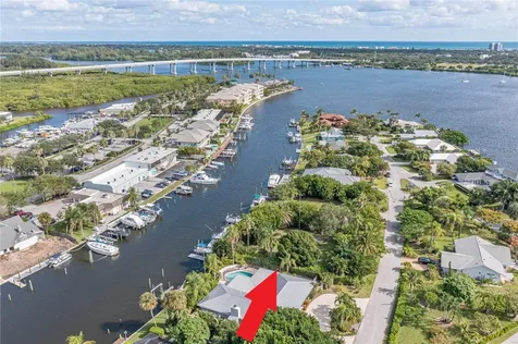 12 Sea Gull Avenue Vero Beach FL 32960