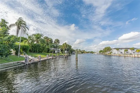 12 Sea Gull Avenue Vero Beach FL 32960