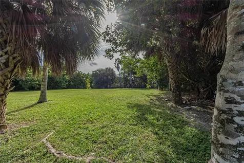 12 Sea Gull Avenue Vero Beach FL 32960