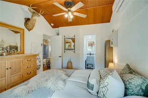 2433 19th Avenue Vero Beach FL 32960