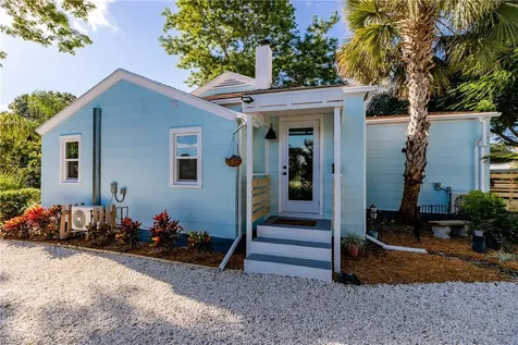 2433 19th Avenue Vero Beach FL 32960