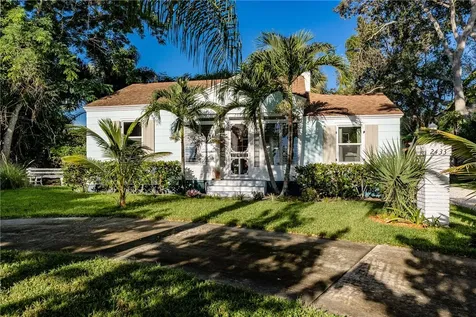 2433 19th Avenue Vero Beach FL 32960