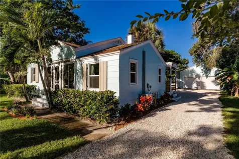 2433 19th Avenue Vero Beach FL 32960