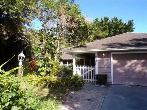 550 39th Court SW Vero Beach FL 32968