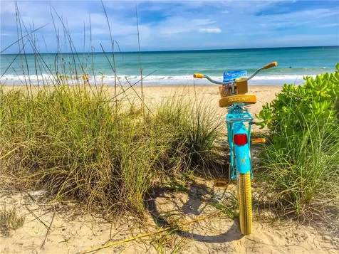 805 46th Place E Vero Beach FL 32963