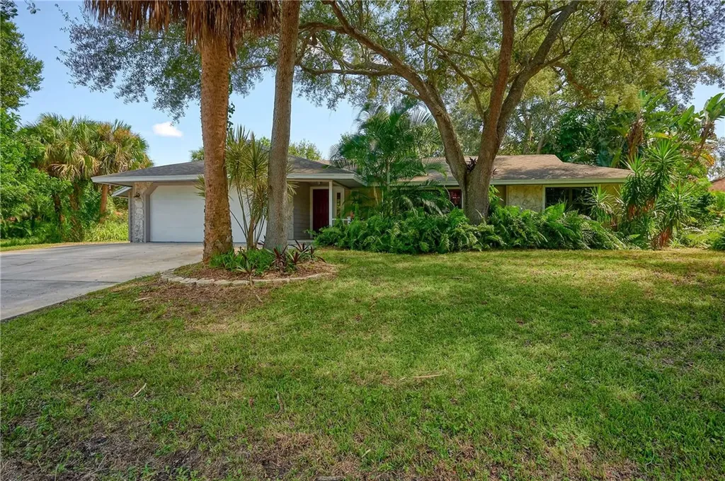 680 14th Avenue Vero Beach FL 32962