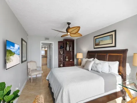 1026 Flamevine Lane Vero Beach FL 32963