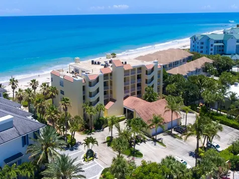 1026 Flamevine Lane Vero Beach FL 32963