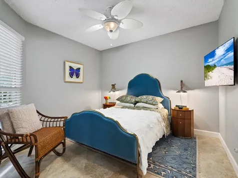 1026 Flamevine Lane Vero Beach FL 32963