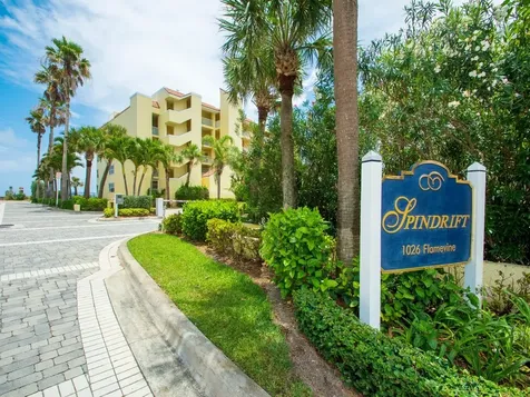 1026 Flamevine Lane Vero Beach FL 32963