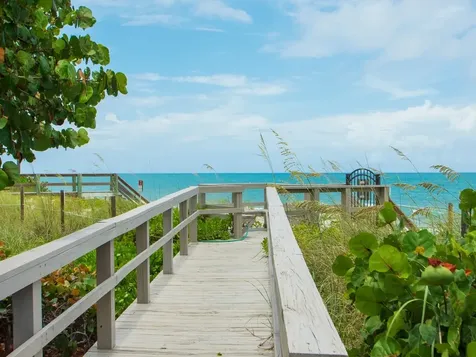 1026 Flamevine Lane Vero Beach FL 32963