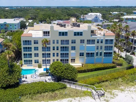 1026 Flamevine Lane Vero Beach FL 32963