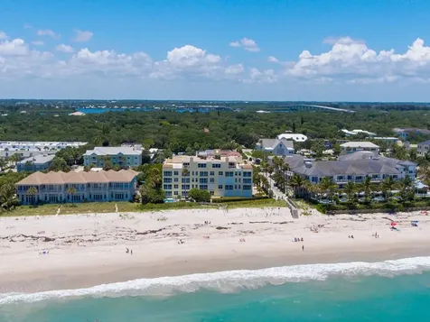 1026 Flamevine Lane Vero Beach FL 32963
