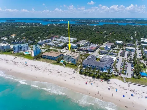 1026 Flamevine Lane Vero Beach FL 32963