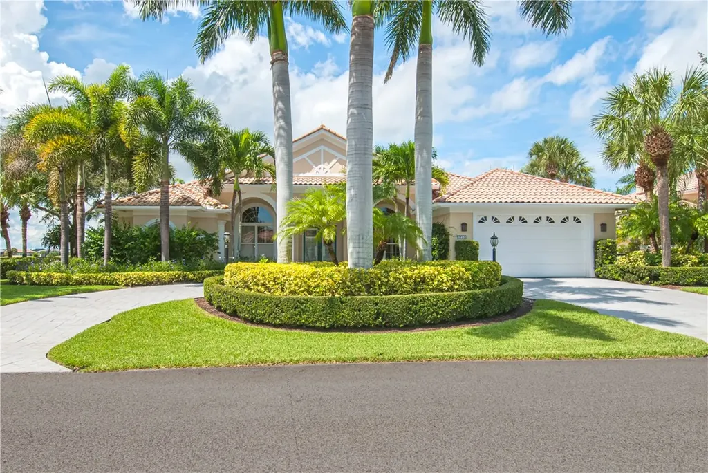 1750 Paseo Del Lago Lane Vero Beach FL 32967