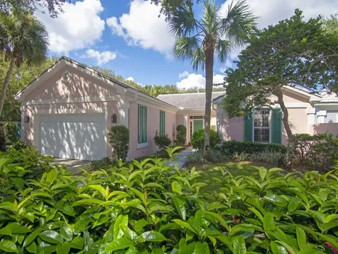 40 S Caserea Court Vero Beach FL 32963