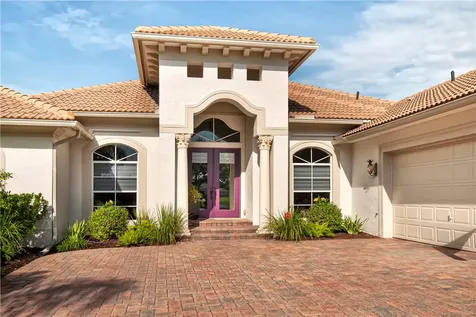 1685 Lee Avenue Vero Beach FL 32966
