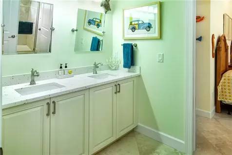 1685 Lee Avenue Vero Beach FL 32966